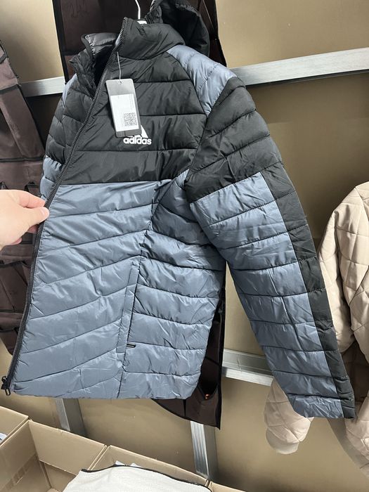 Продам осеннюю куртку
