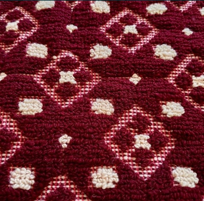 Cuvertura pat din lână, țesută la război