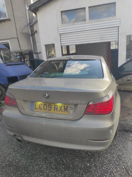 Бмв е60 520 дизел 177кс на части