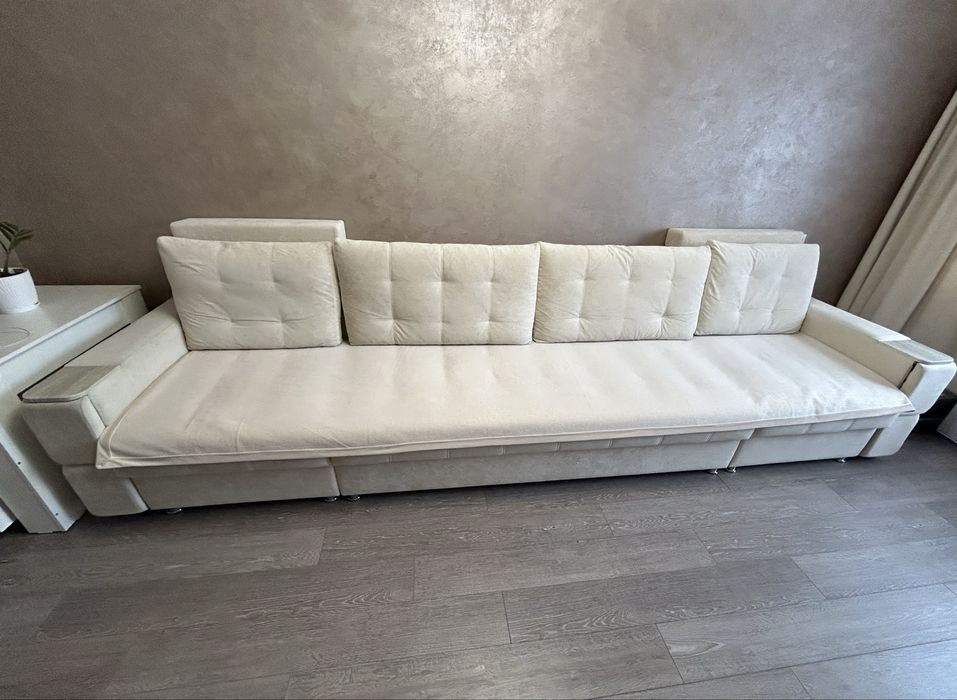 Срочно продам диван