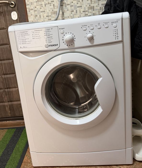 Стиральная машина indesit