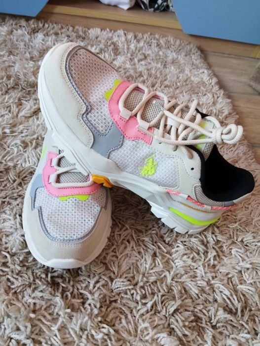 Нови маратонки Polo