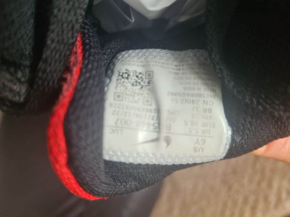 Nike Маратонки COURT BOROUGH LOW RECRAFT BG размер 38.5