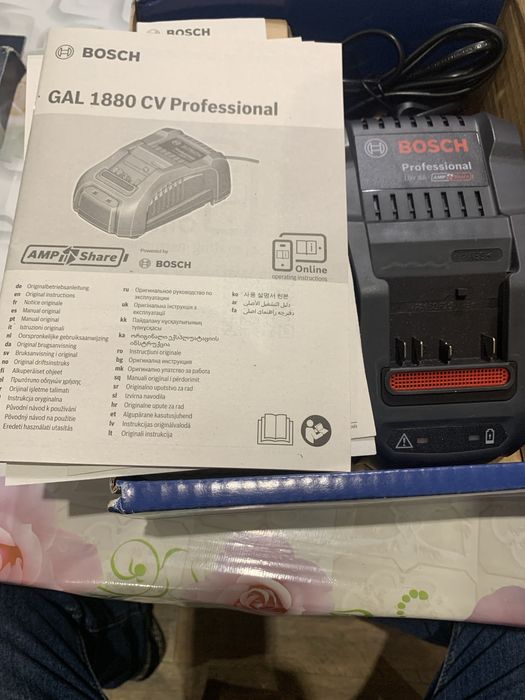 Bosch GAL 1880 CV/бързо зарядно/НОВО/