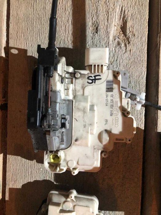 Broasca usa incuietoare usa portiera vw passat b6 b7 cc