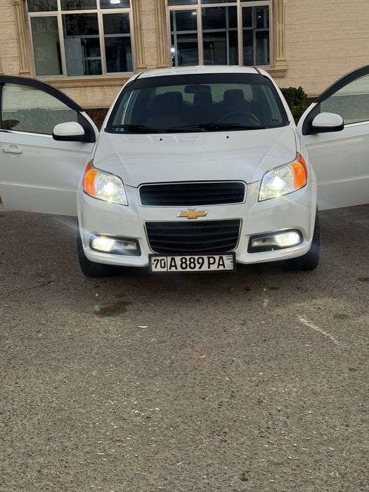 Nexia 3  2019 yili kraska toza Orqa kreloda ozro vakum qilingan koson