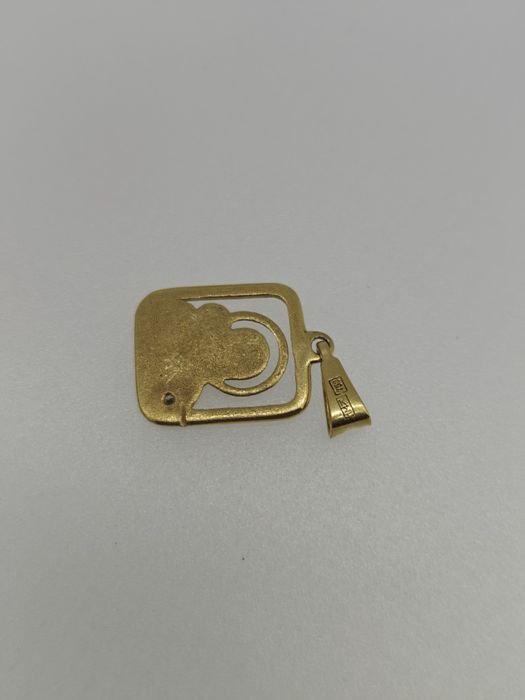 Pandantiv aur 18k 2.53gr (r)