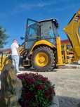 Buldoexcavator de închiriat