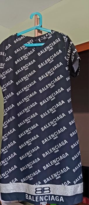 Рокля Balenciaga