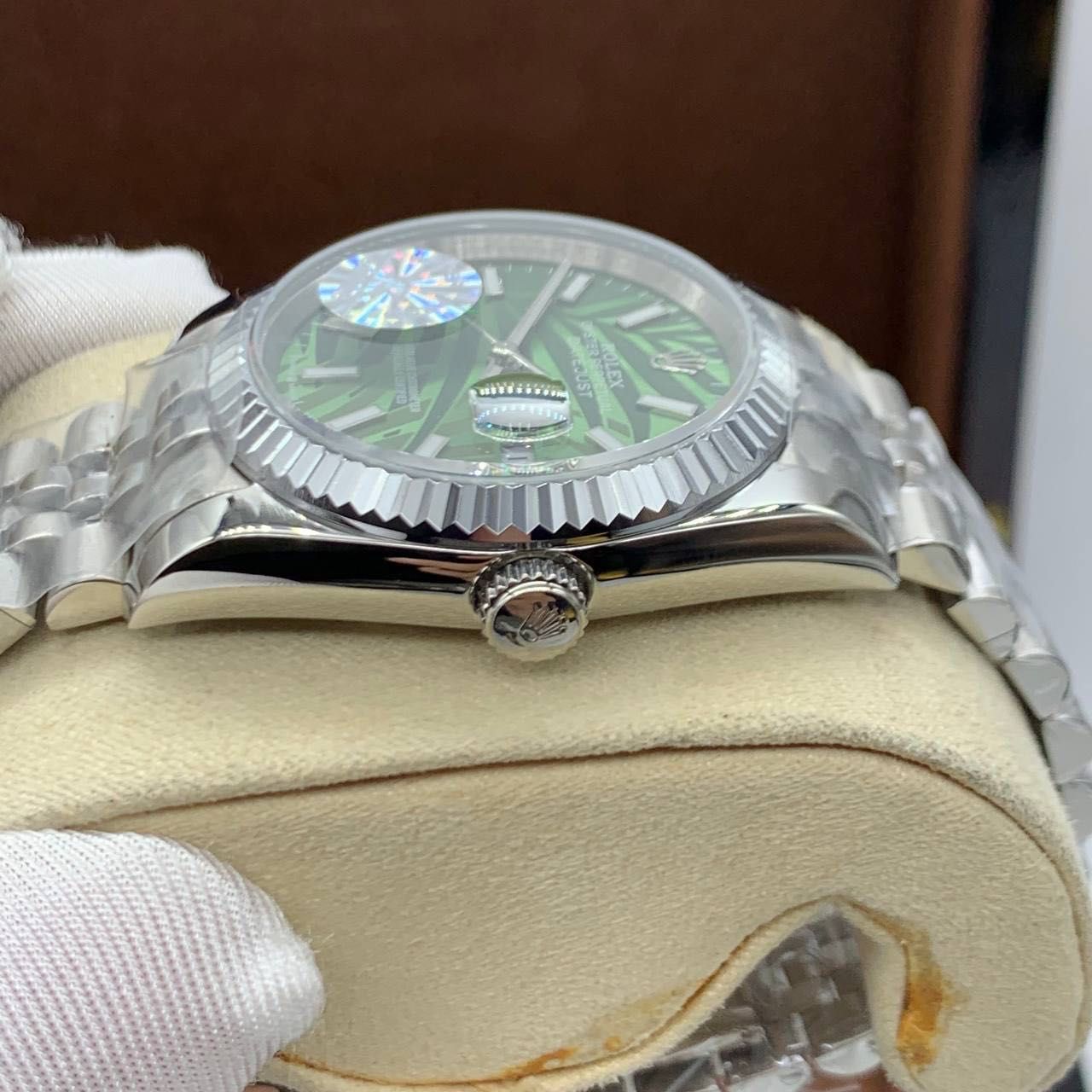 Rolex Datejust 36 Olive Green Palm Jubilee Automatic