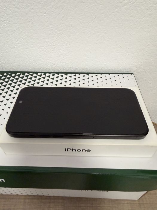 iphone 15 Pro Max Impecabil , se prezinta ca Nou .