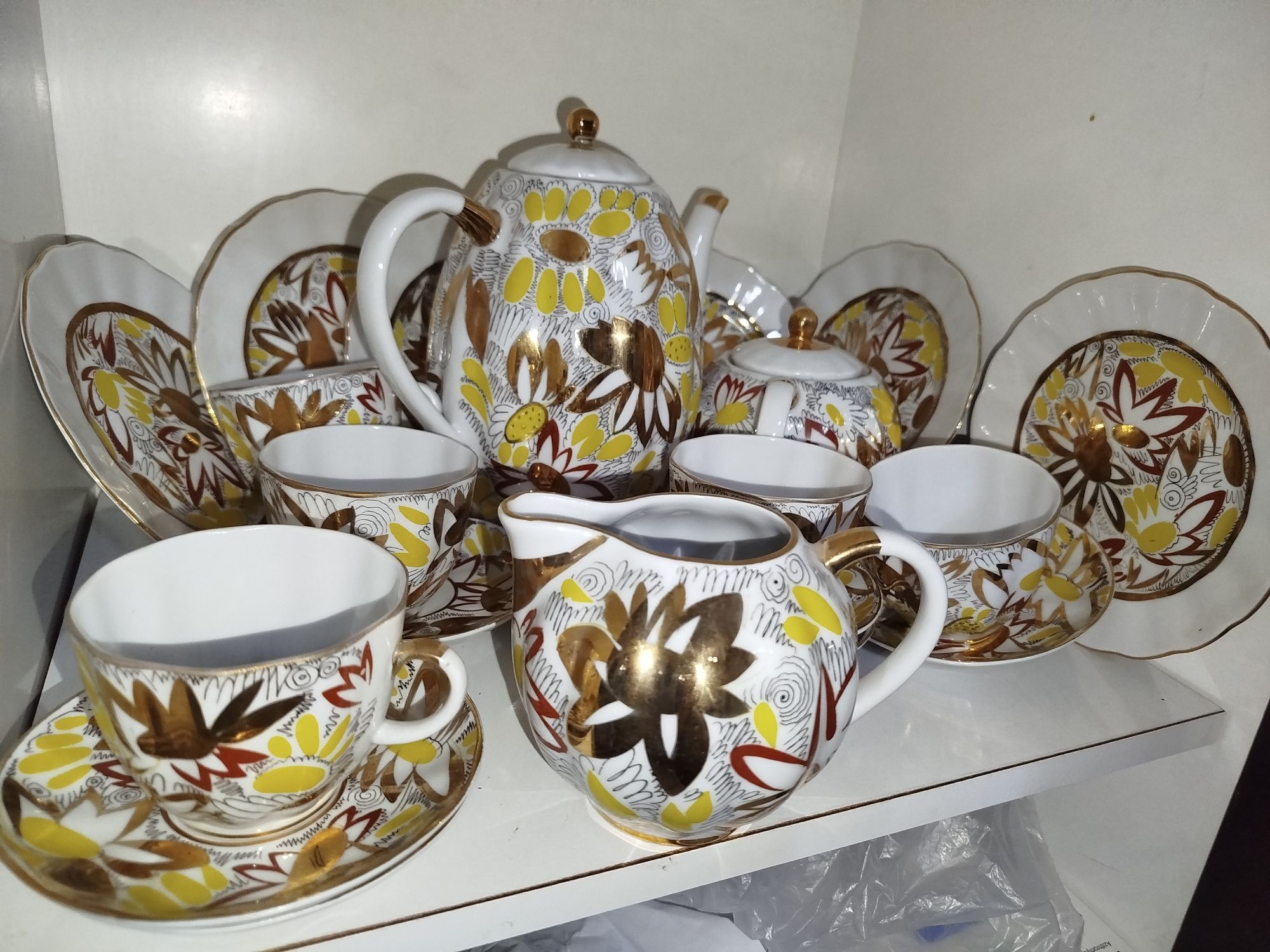 Сервиз "Золотые ромашки". ЛФЗ
