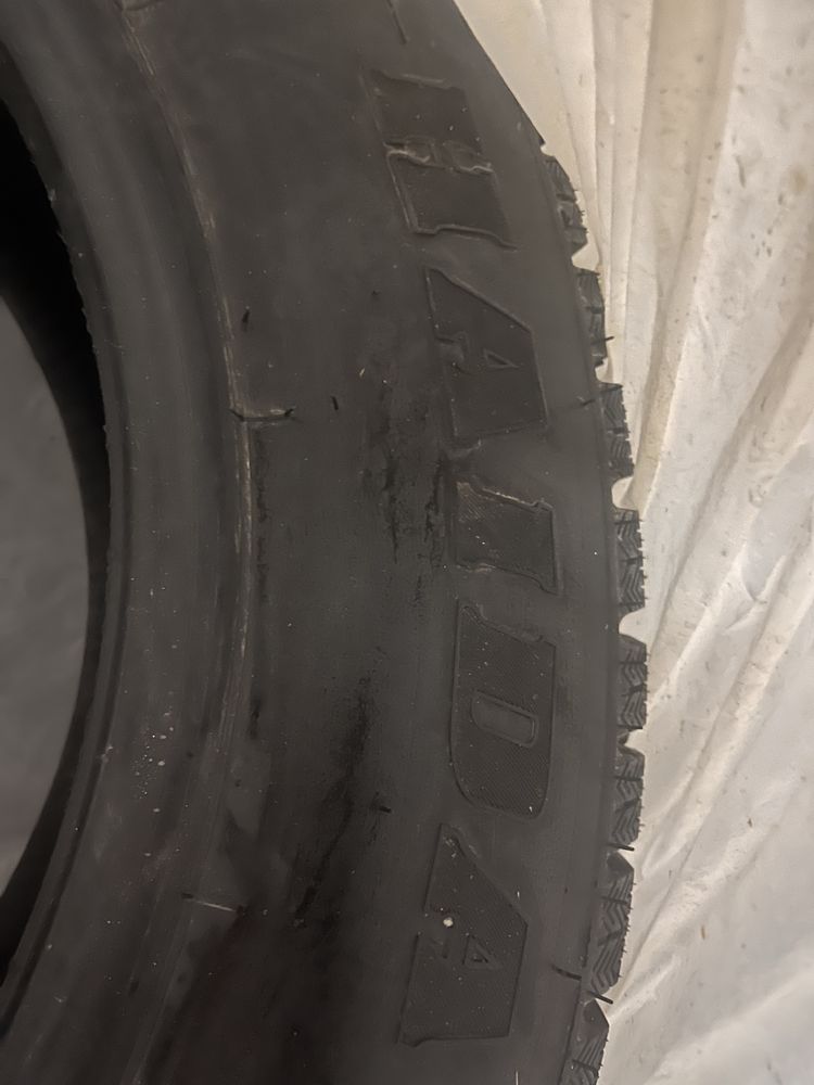 Шины зимние шипованные 225/65/17