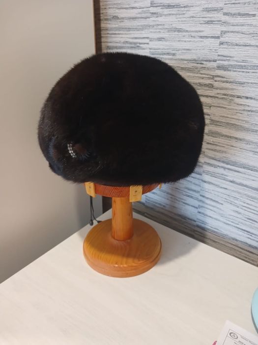 Продам норковую шапку