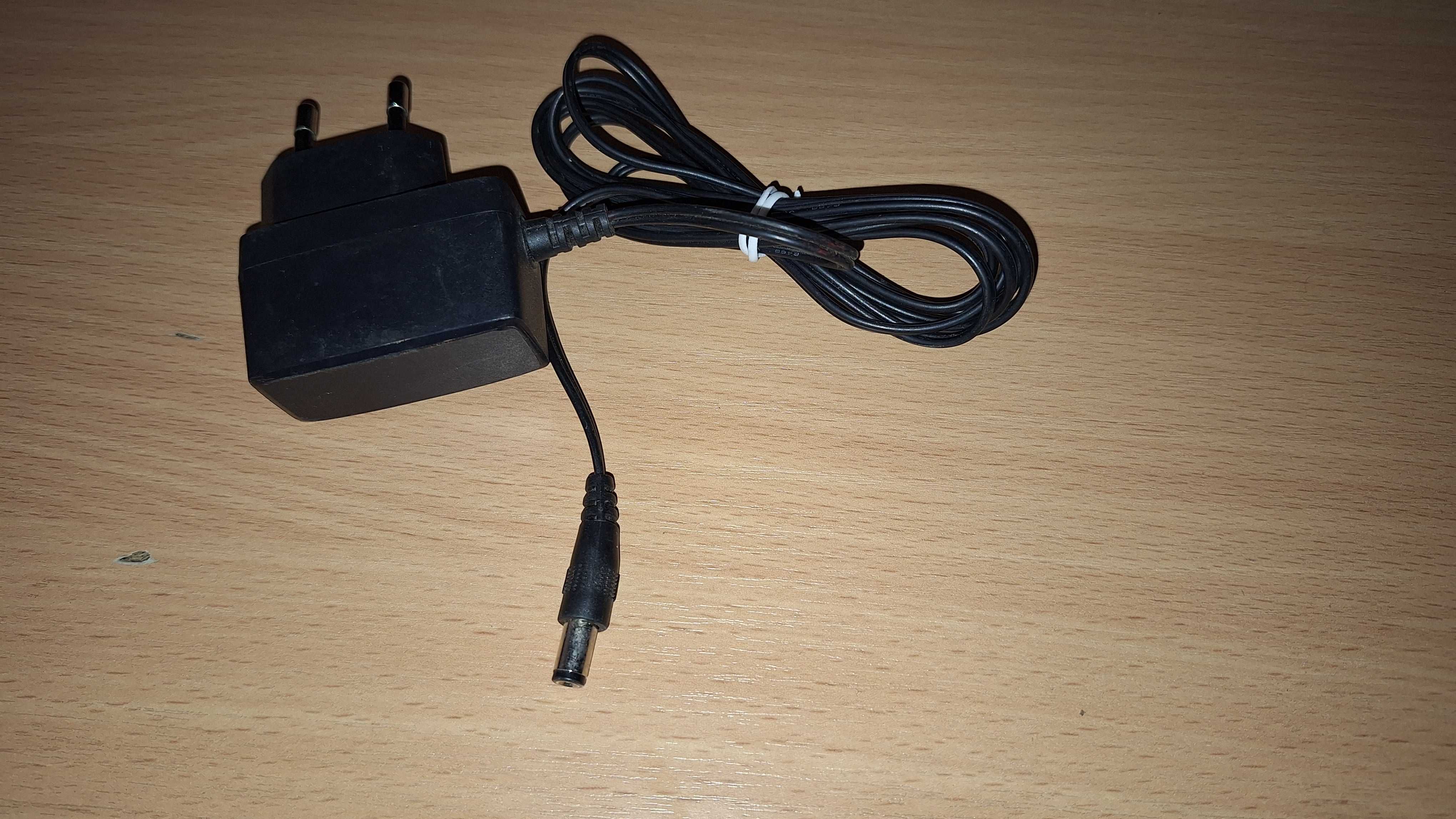 блок питания для  роутера tp link 9 вольт 0,6 ампер