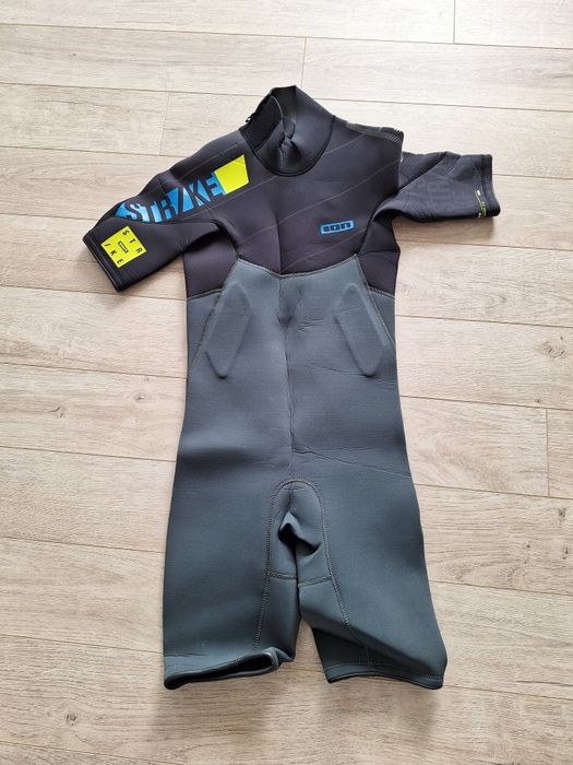 Кайт 13м + 9м + bar + кайт дъски + неопрени + board bag