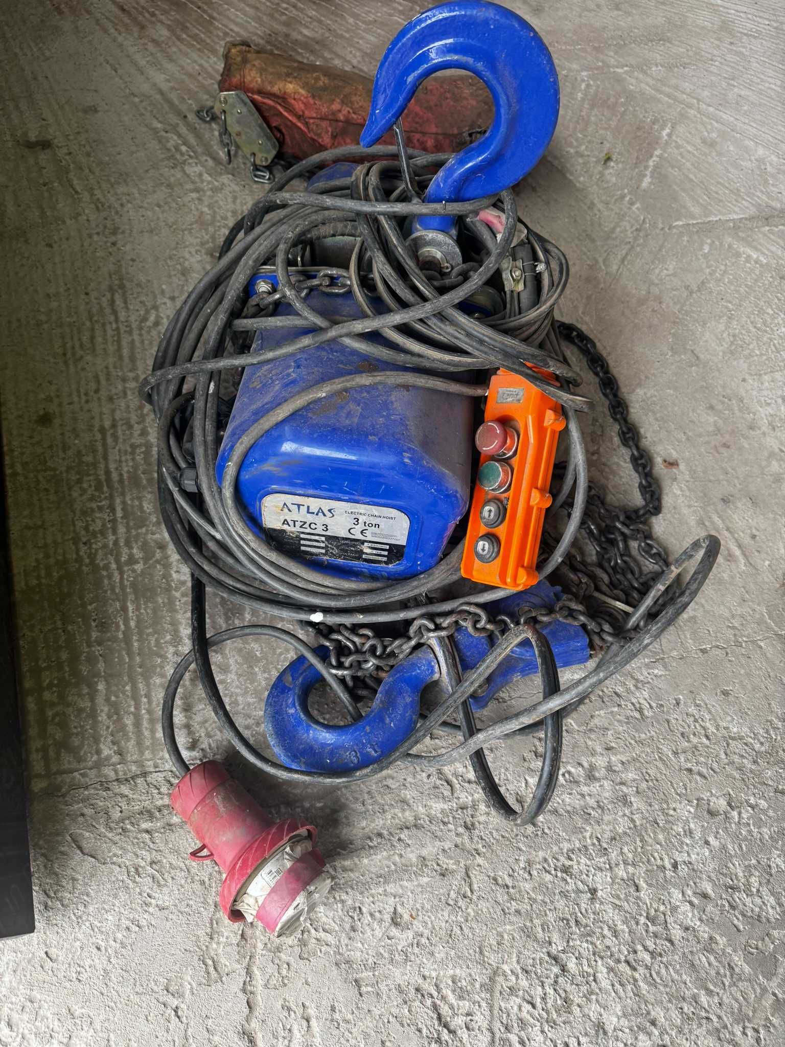 Electropalan 3000 Kg , 6m