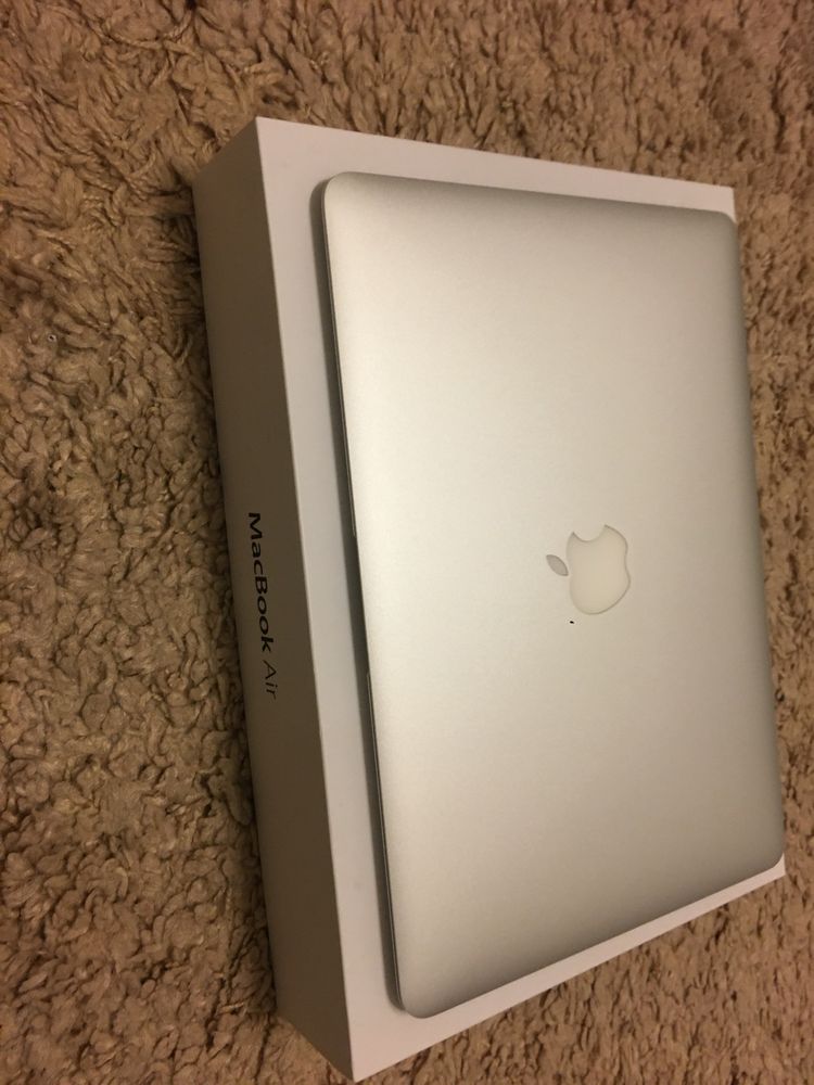 Macbook air 128 GB