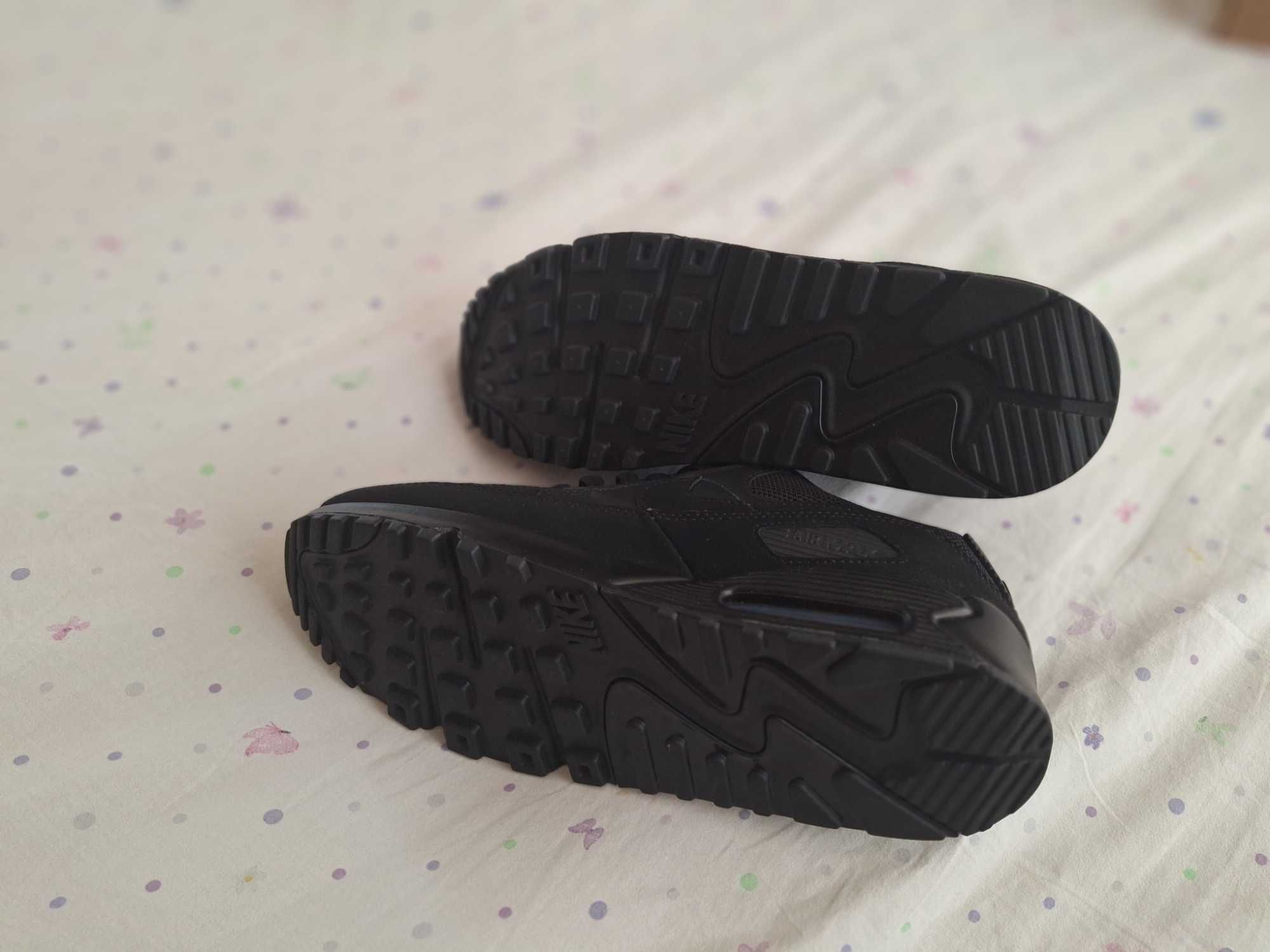 Дамски маратонки NIKE