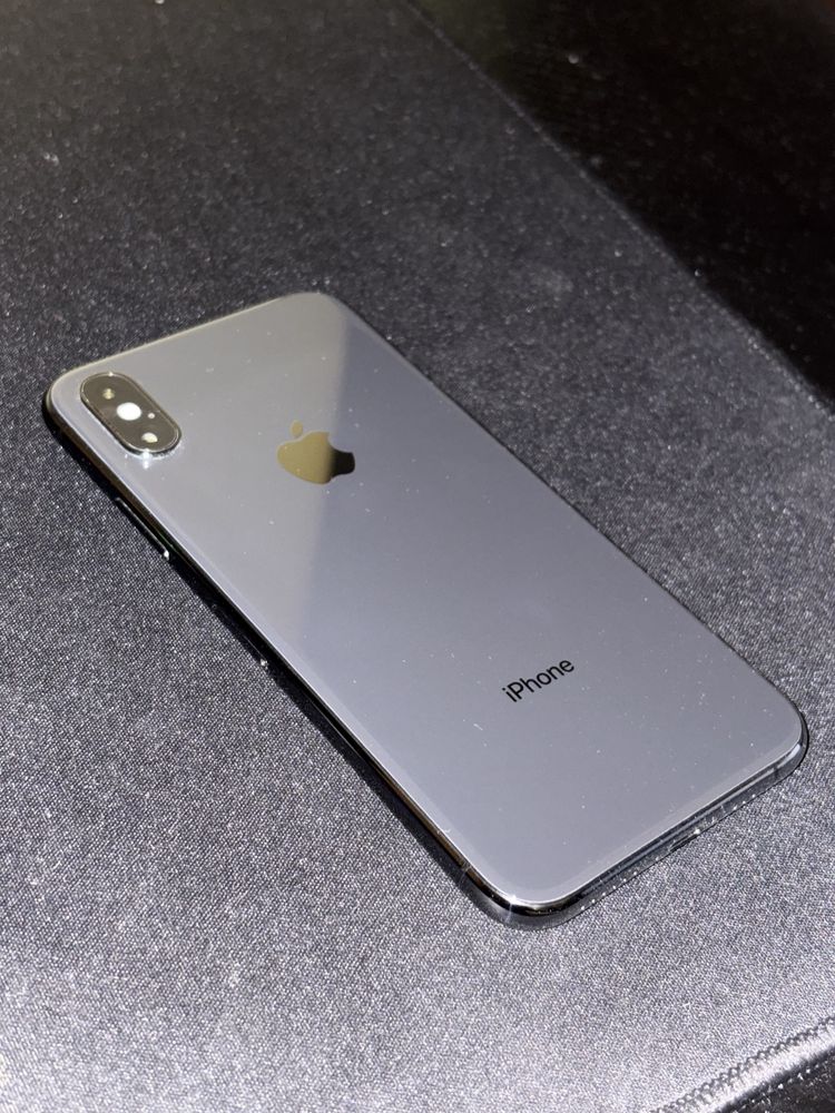 IPhone XS 64gb black