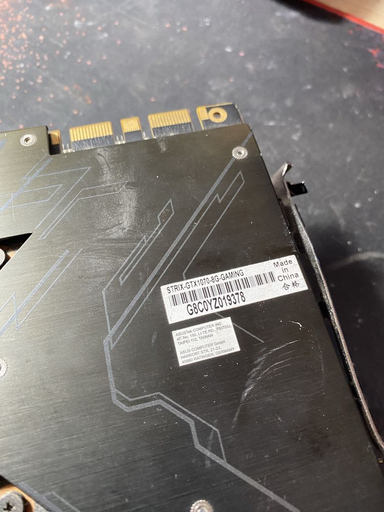gtx 1070 strix si rx 580 8gb defecte