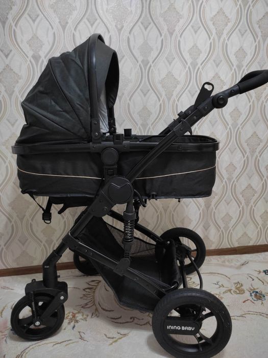 Продам коляску почти новая