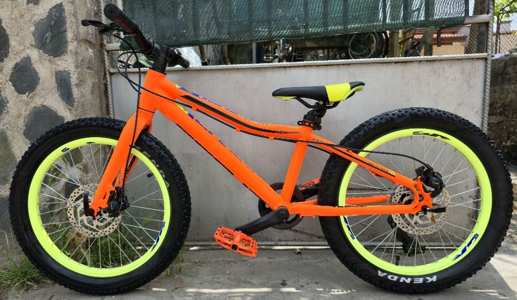 Алуминиев Детски Cross Rebel с дискови спирачки 7 скорости