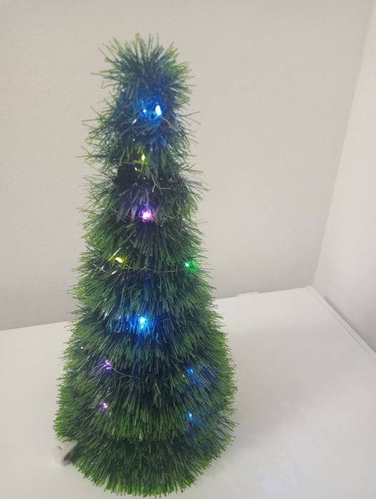 Ёлочка в батарейках