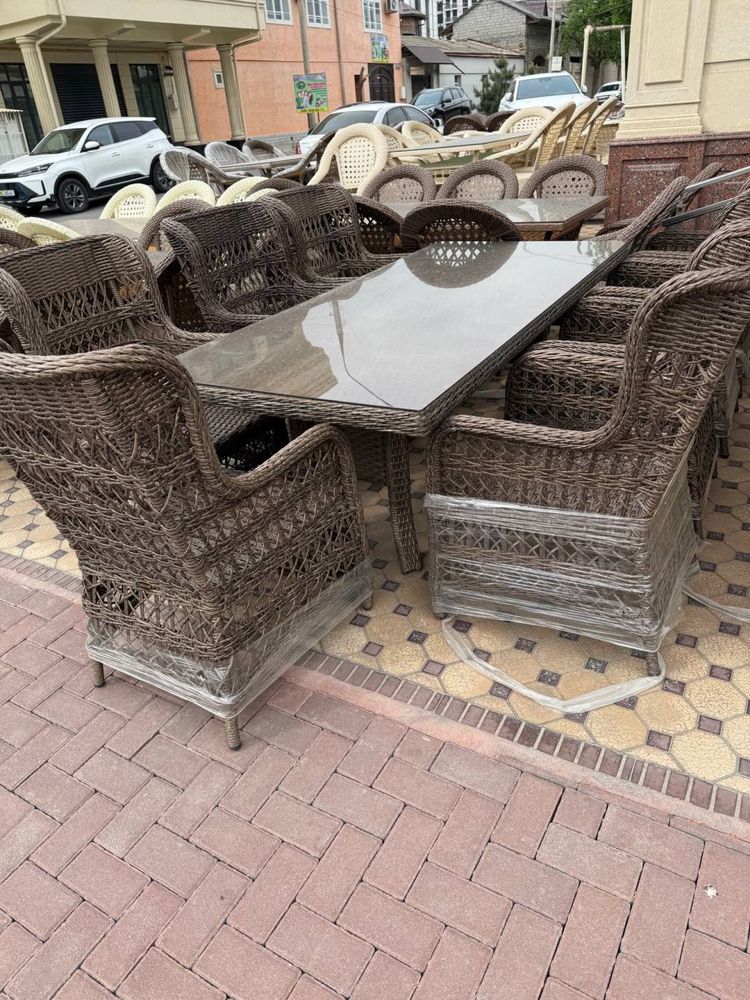 Садовый стол и стулья 1030$