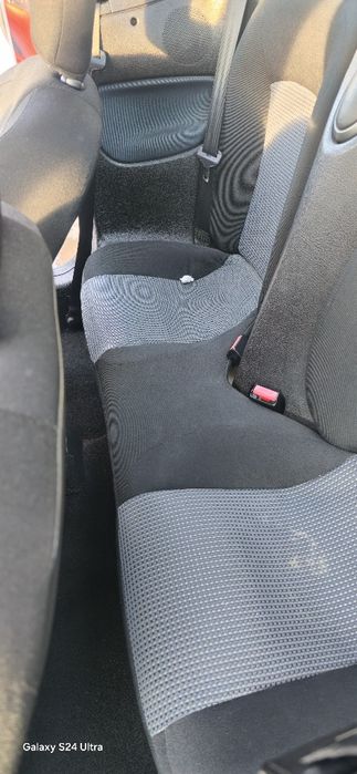 Vând Peugeot 206 cc