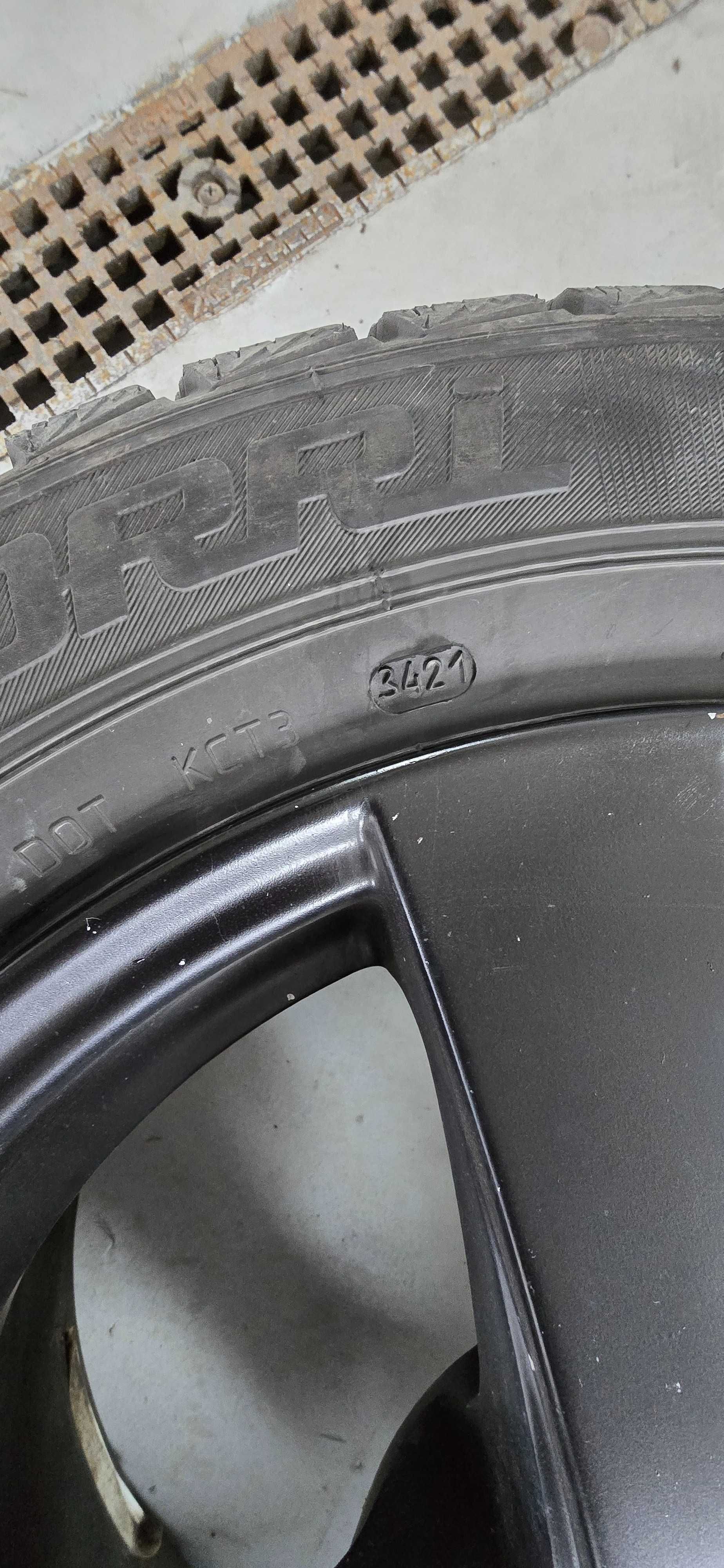 Set roți de iarnă 215/55R16
