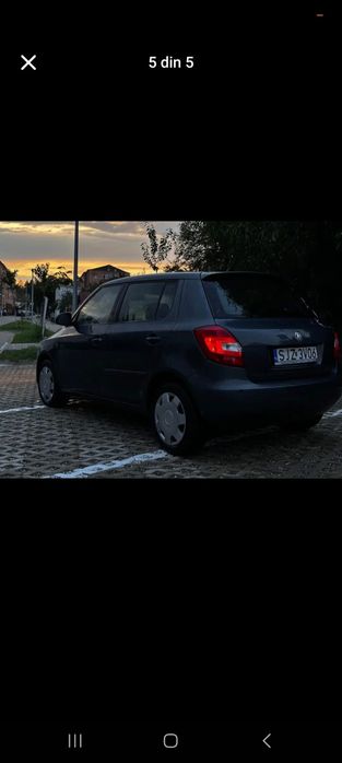Vând scoda fabia