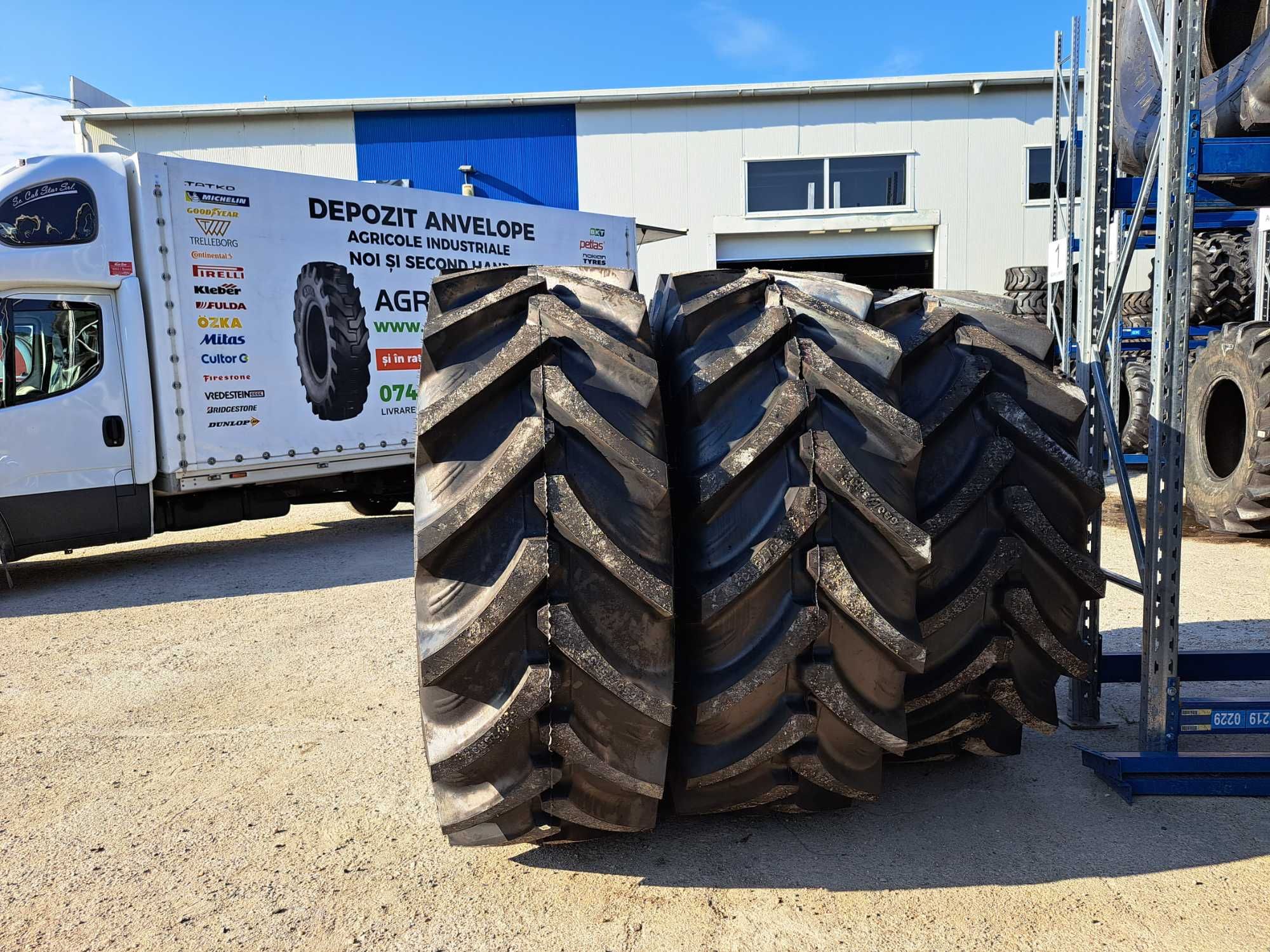 Anvelope radiale 650/75R32 marca OZKA cauciucuri noi 24.5R32 COMBINA