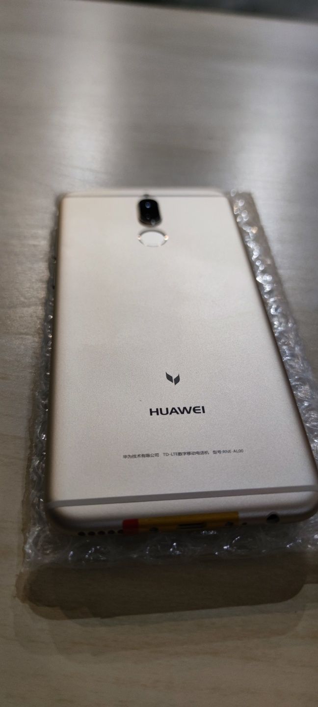 Huawei Mate 10 Lite Gold Dualsim  NOU