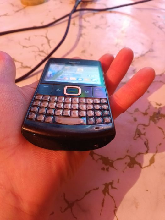 Продам сотовый телефон nokia