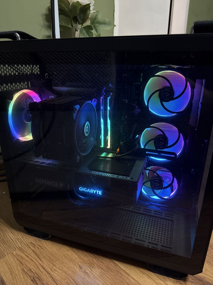 Геймърски компютър RTX 4070ti