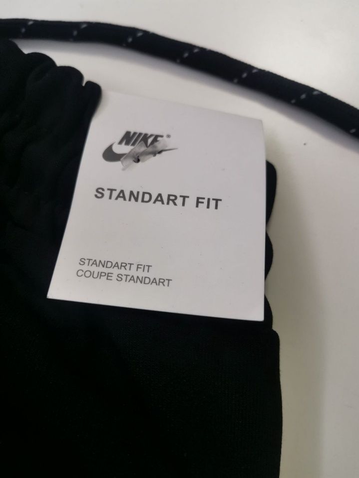 Nike tech 1/1 250