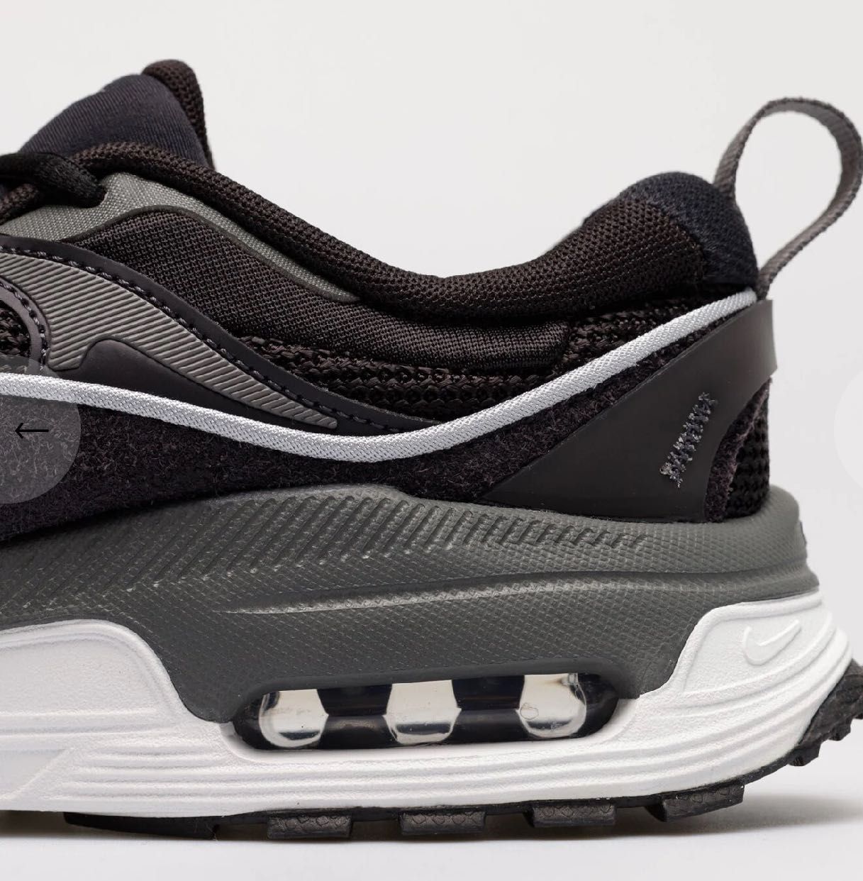 ПРОМО ЦЕНА Дамски маратонки Nike Air Max Bliss