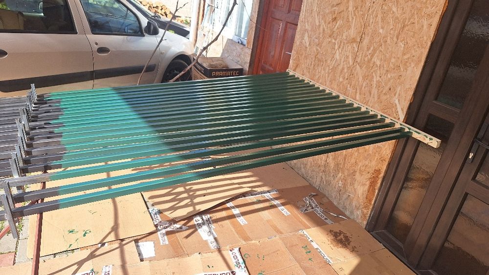 Vând stâlpi de gard