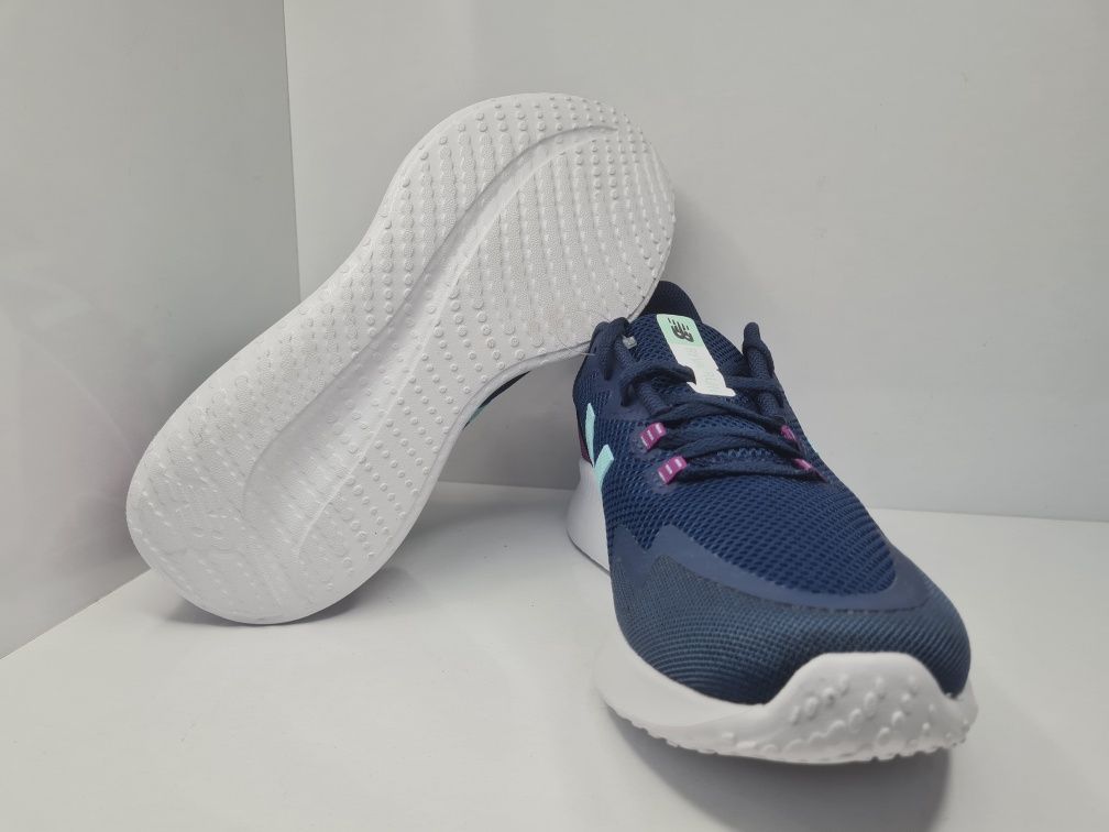 Маратонки New Balance  Fresh Foam 

Чисто нови с кутия.

Размер 43 сте