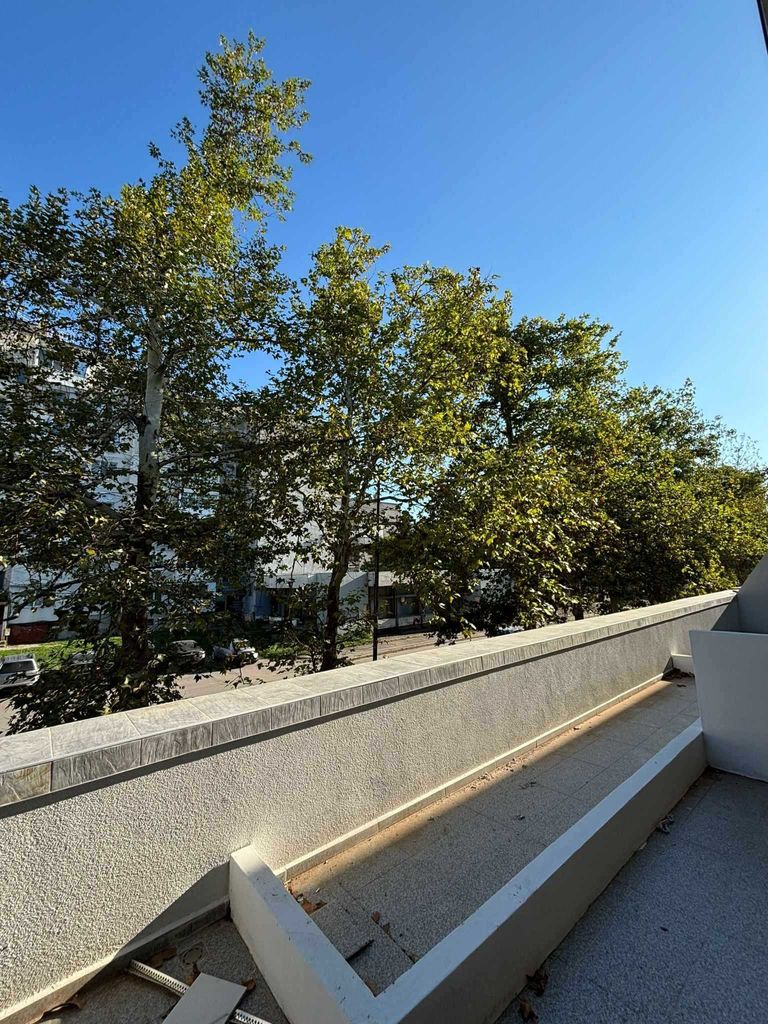 Продава се Двустаен апартамент в Търговище, Запад 2 - 77 кв.м за 1080 €/кв.м - Снимка #9