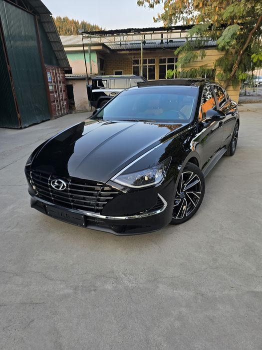 Hyundai sonata сотилади