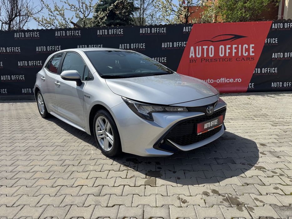 Toyota Corolla 1.8 Hybrid Dynamic Automatic / Tva deductibil