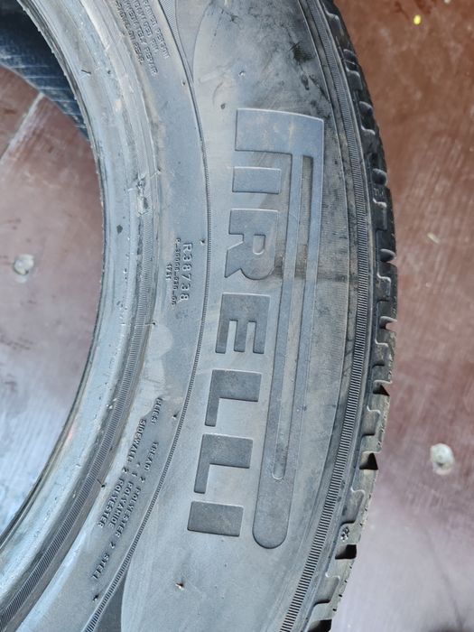 Vând anvelope second hand