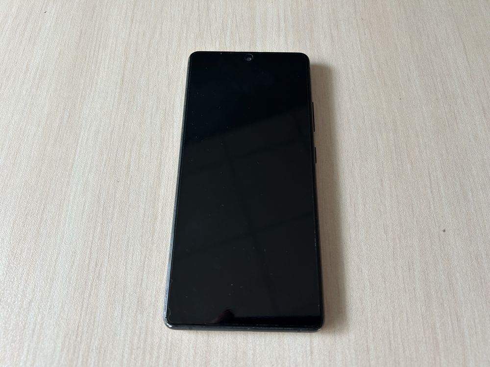 Продавам Samsung Galaxy S10 Lite 128/8GB