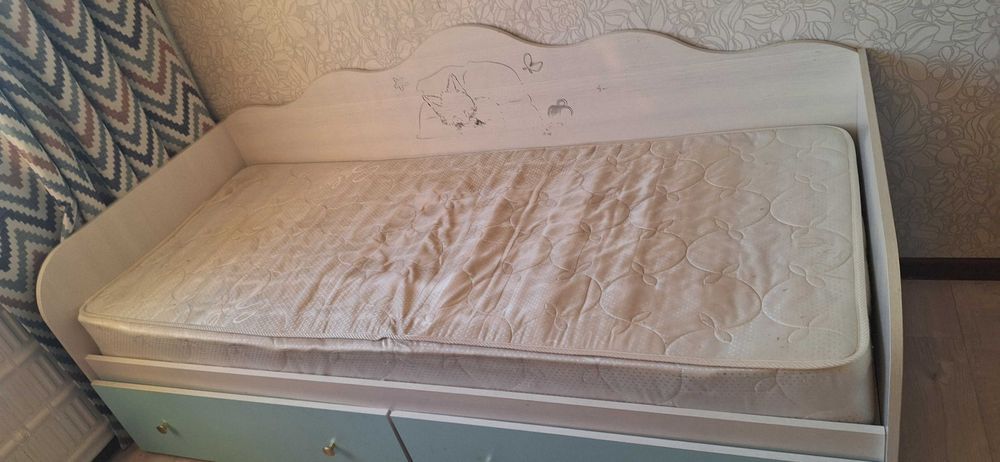 Срочно продам кровать