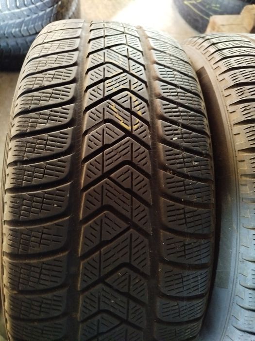 Anvelope 235/55/19 Pirelli