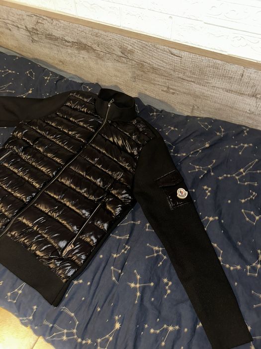 Moncler леко яке.