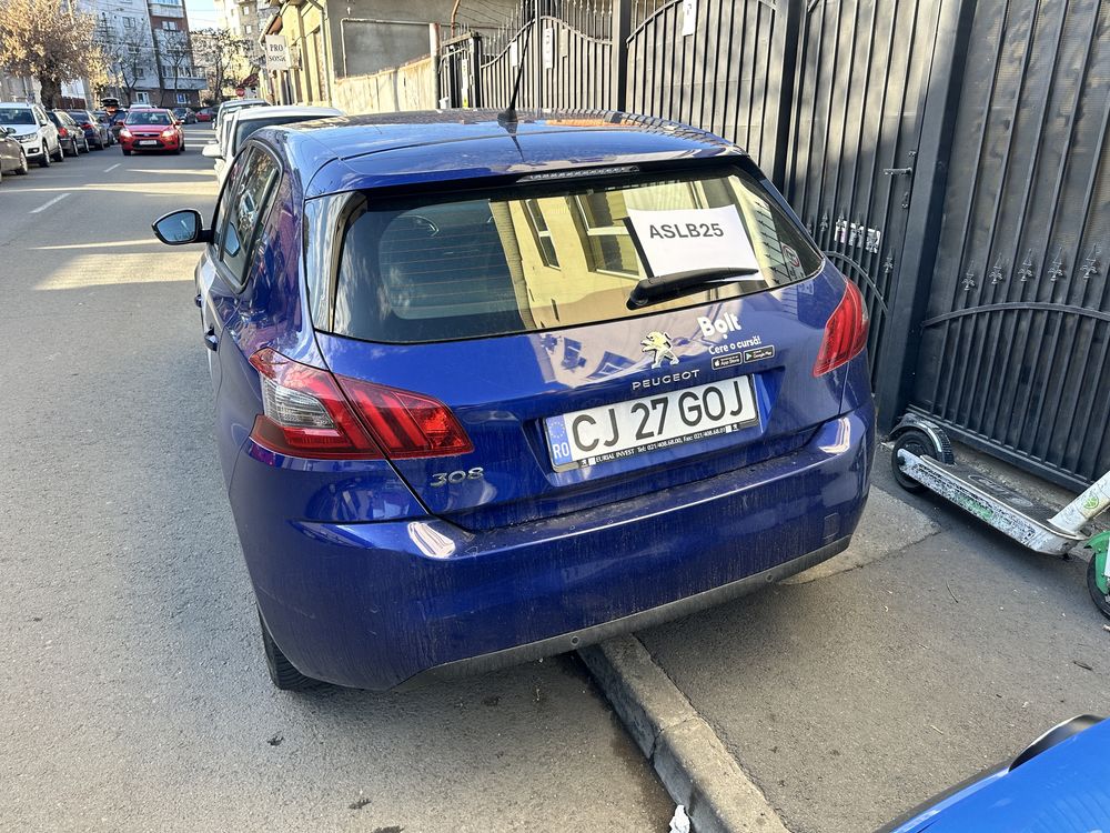 Vând Pegeout 308 sau schimb cu hybrid+diferenta din partea mea