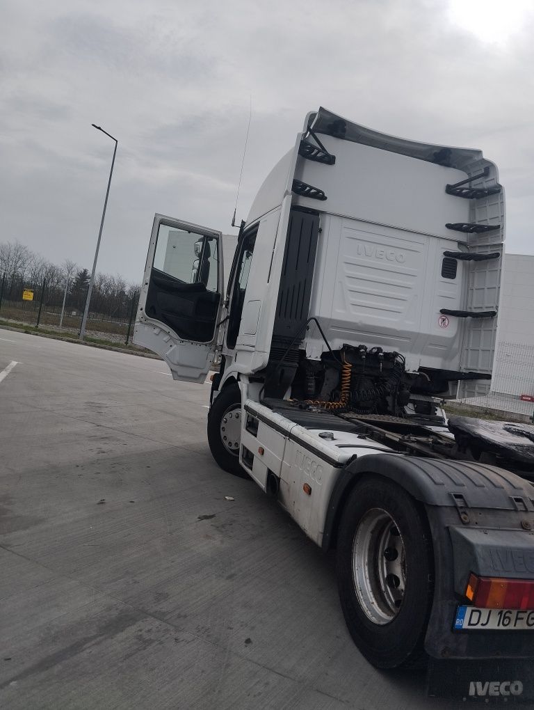 Vând cap tractor Iveco Stralis E5